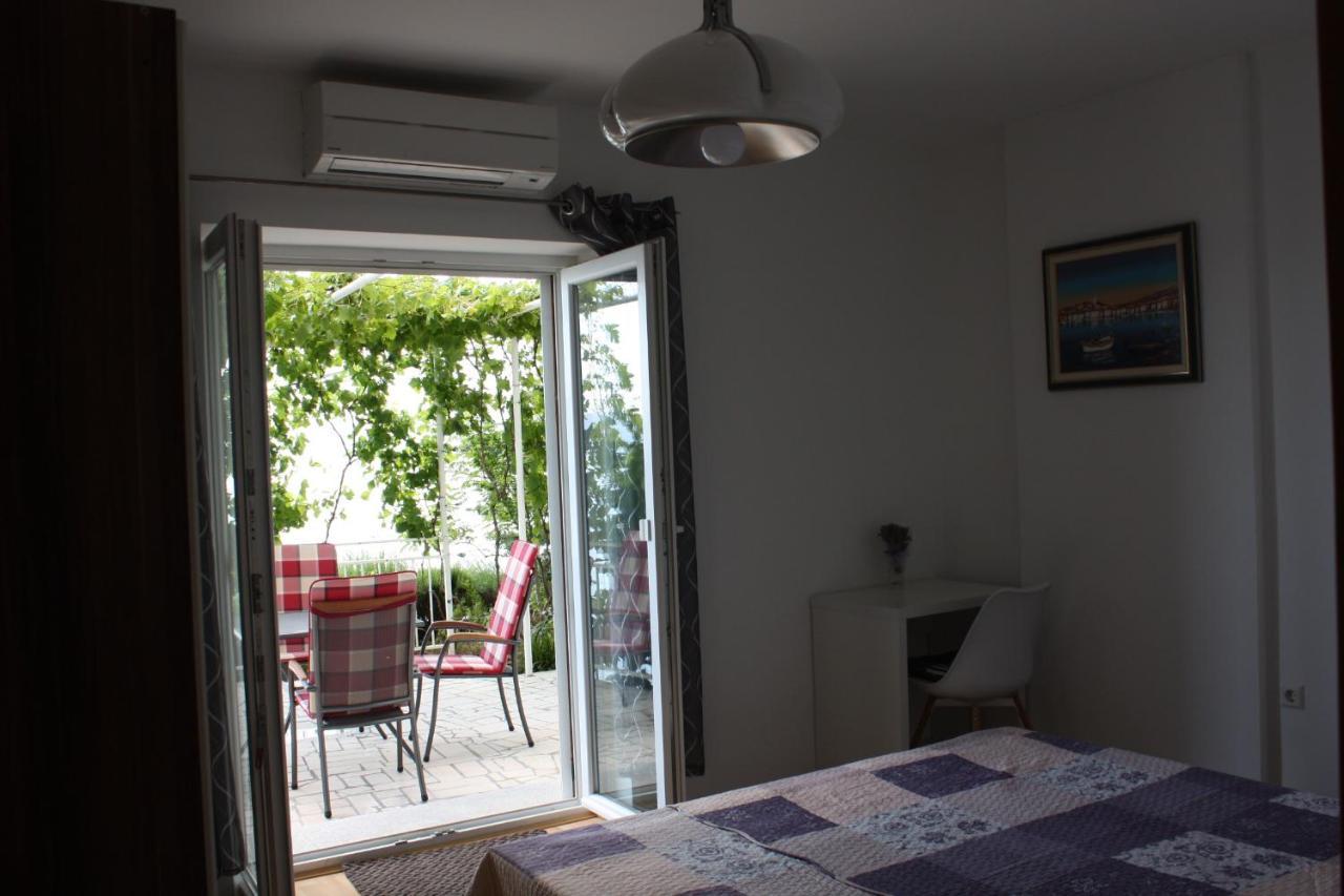 Apartments Lidija Sveti Juraj Eksteriør billede