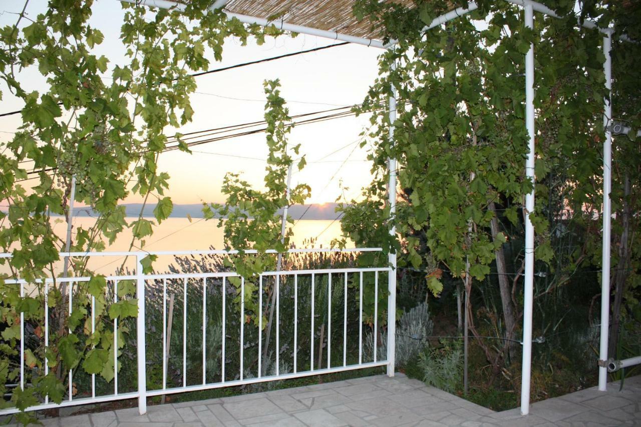 Apartments Lidija Sveti Juraj Eksteriør billede