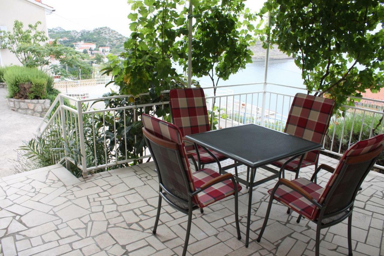 Apartments Lidija Sveti Juraj Eksteriør billede